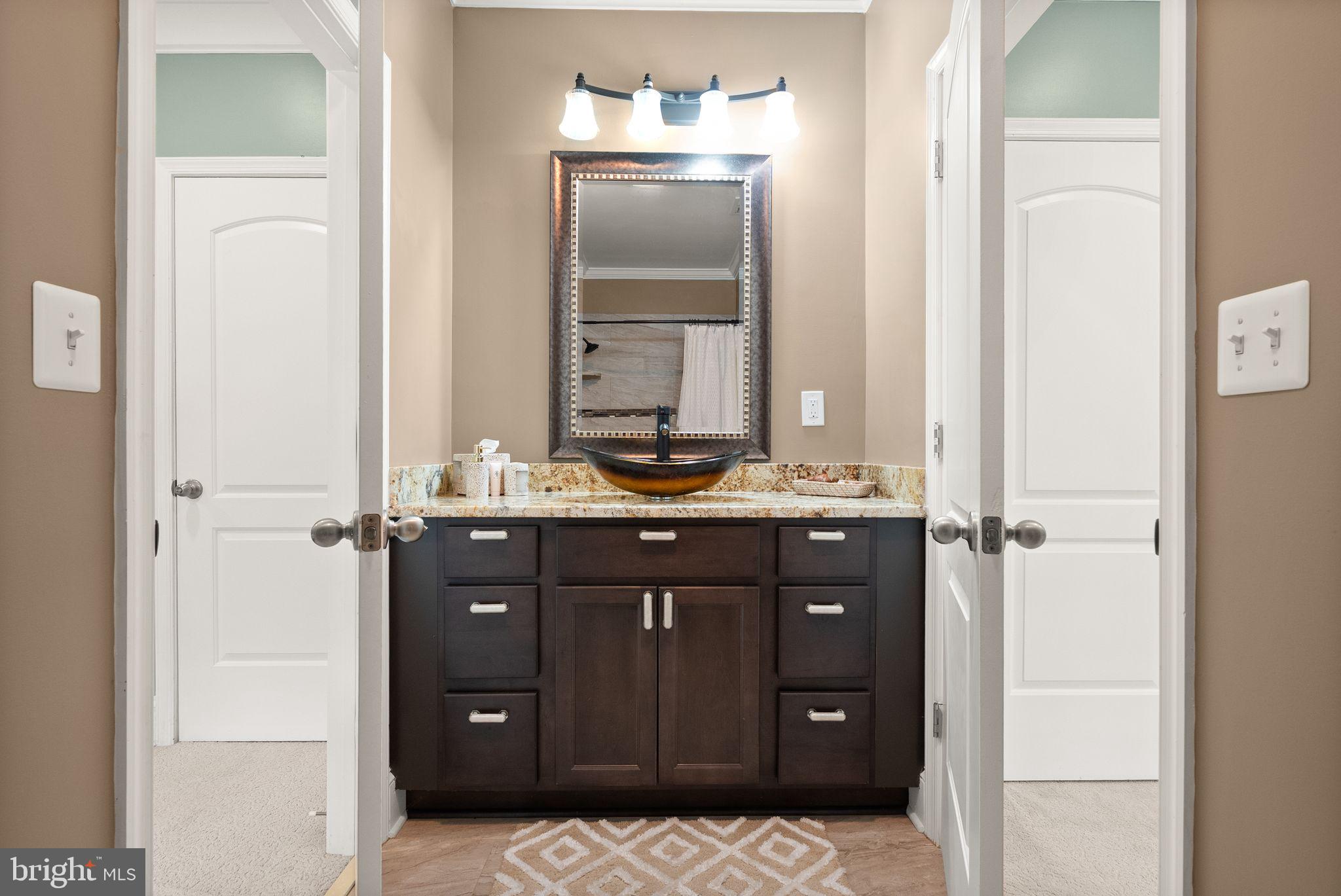 9917 Colony Road Fairfax, VA 22030 - Photo 42 of 70 Gallery Image 42