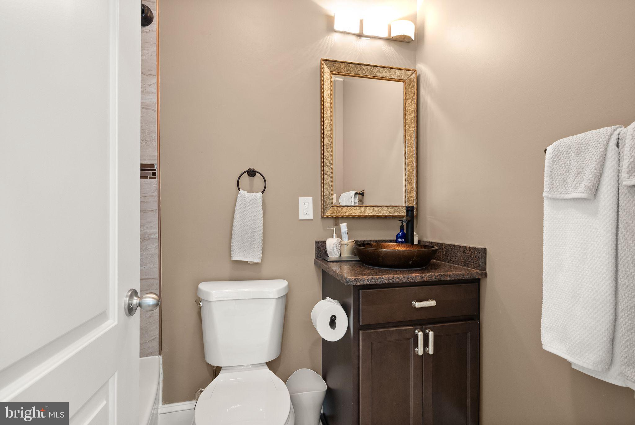 9917 Colony Road Fairfax, VA 22030 - Photo 48 of 70 Gallery Image 48