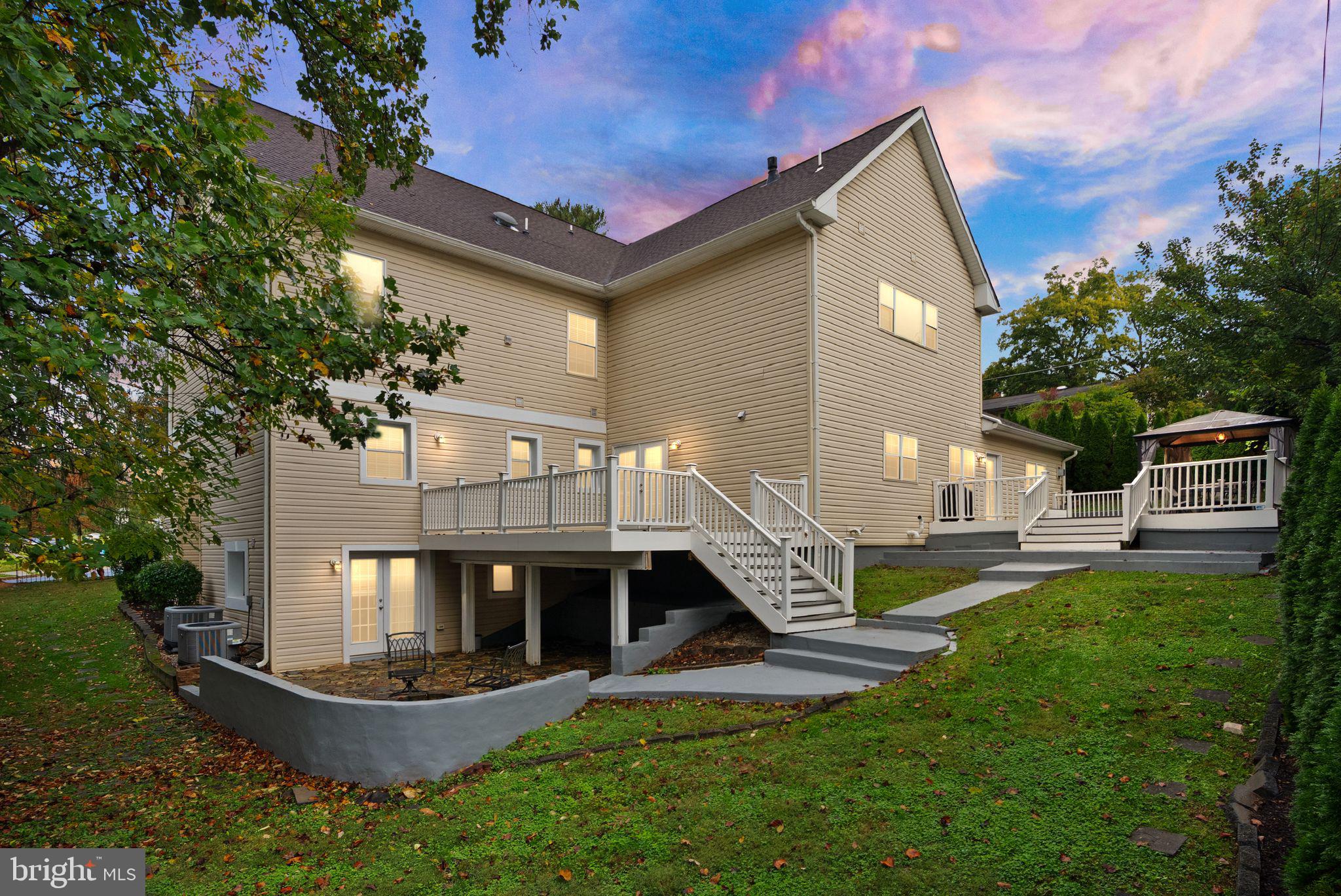 9917 Colony Road Fairfax, VA 22030 - Photo 6 of 70 Gallery Image 6