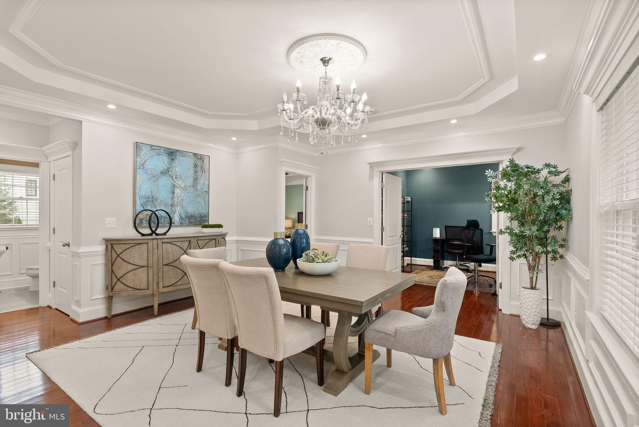 9917 Colony Road Fairfax, VA 22030 - Photo 7 of 70 Gallery Image 7