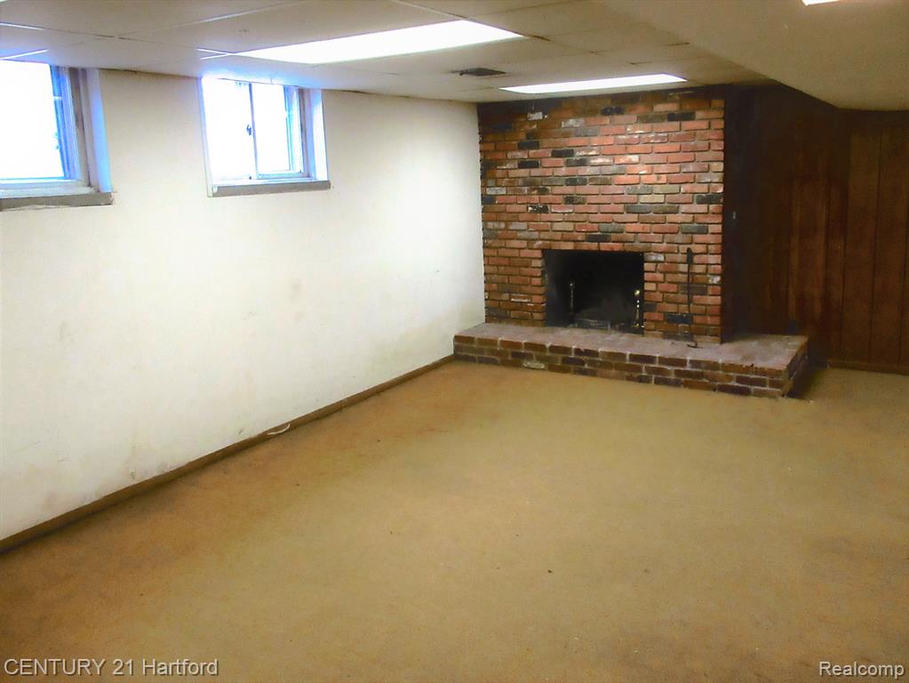 29069 Utley Road Farmington Hills, MI 48334 - Photo 21 of 27