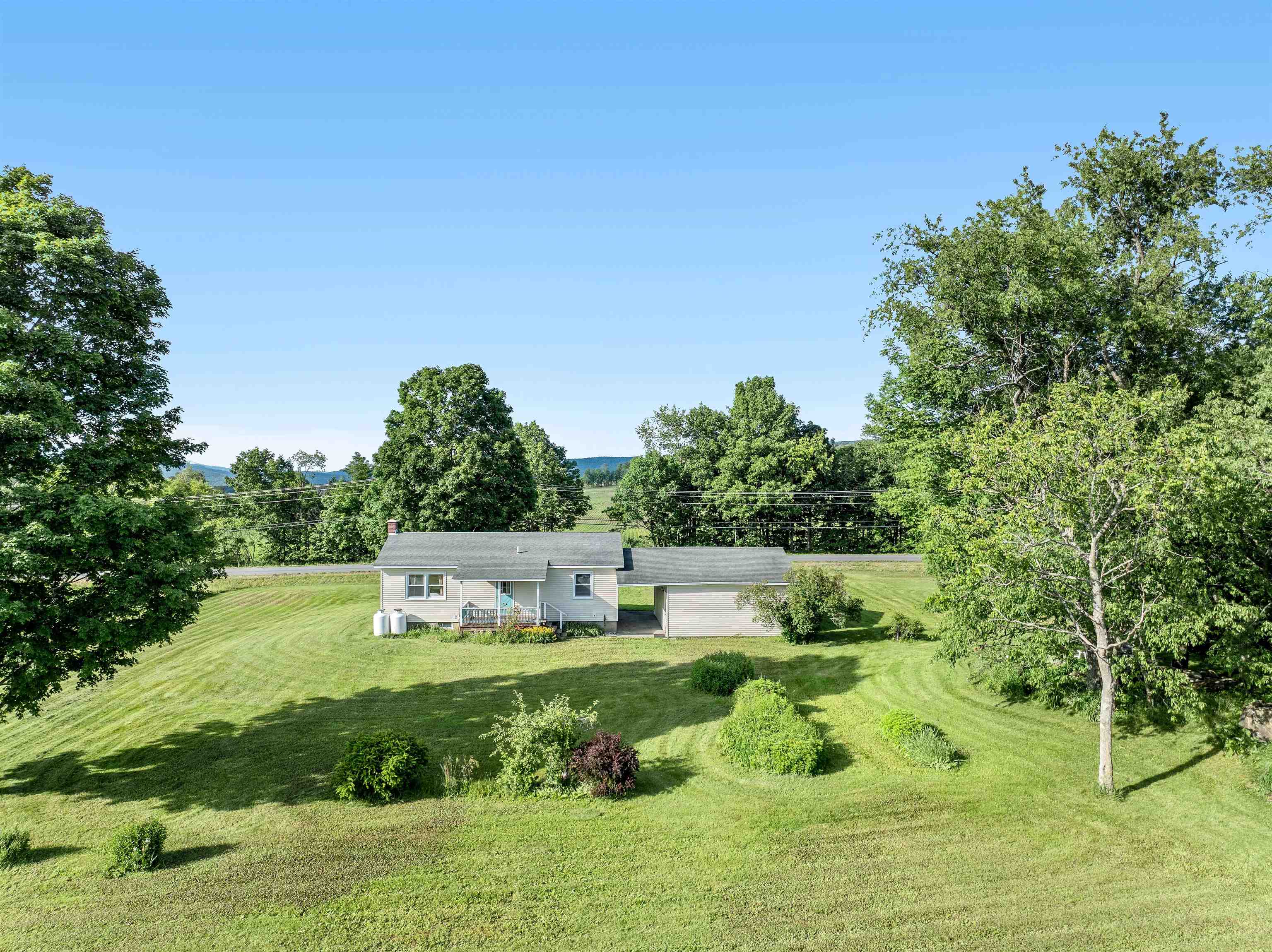 2480 East Warren Road Waitsfield, VT 05673 - Photo 32 of 37