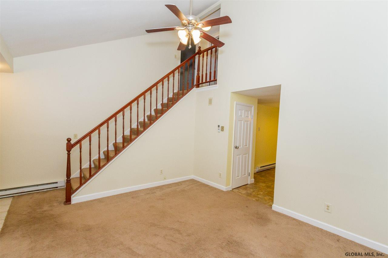31 Wake Robin Road Malta, NY 12020 - Photo 3 of 17 Photo 3