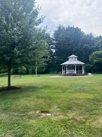 $1,500 | 32 Main Street, Unit 3, Simsbury, CT 06081