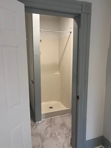 $1,500 | 32 Main Street, Unit 3, Simsbury, CT 06081