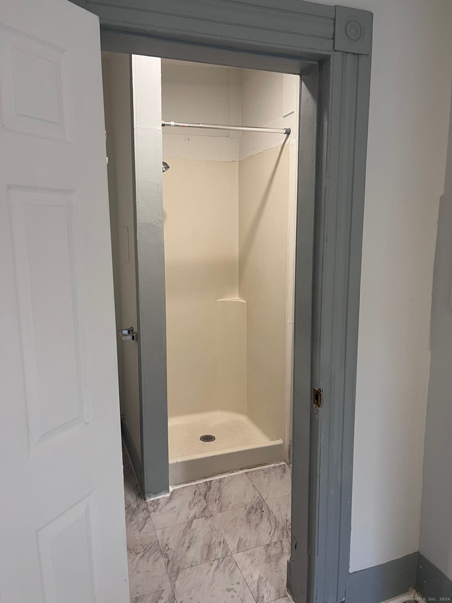 32 Main Street, Unit 3 Simsbury, CT 06081 - Photo 8 of 18