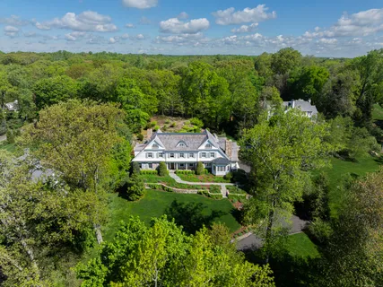 $7,295,000 | 10 Cross Road, Darien, CT 06820