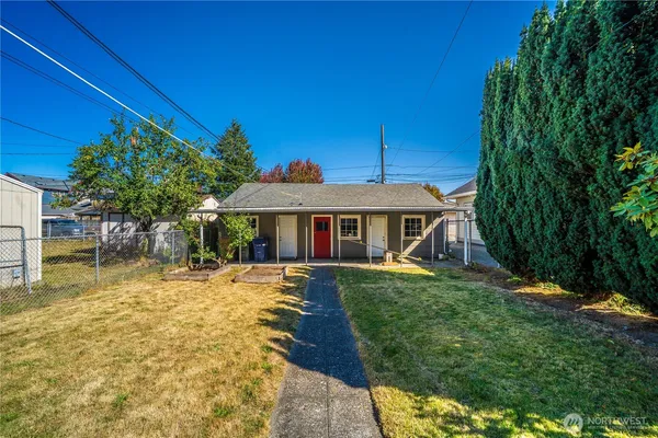 $775,000 | 3827 South K Street, Tacoma, WA 98418