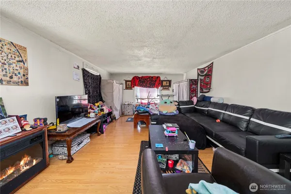 $775,000 | 3827 South K Street, Tacoma, WA 98418