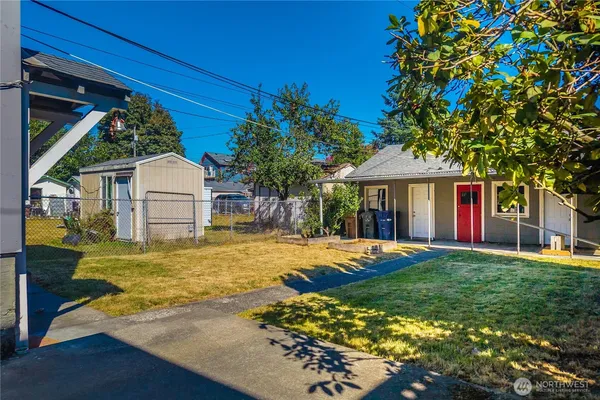 $775,000 | 3827 South K Street, Tacoma, WA 98418