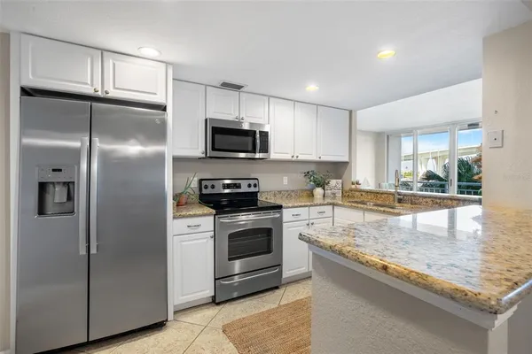 $360,000 | 100 Pierce Street, Unit 210, Clearwater, FL 33756