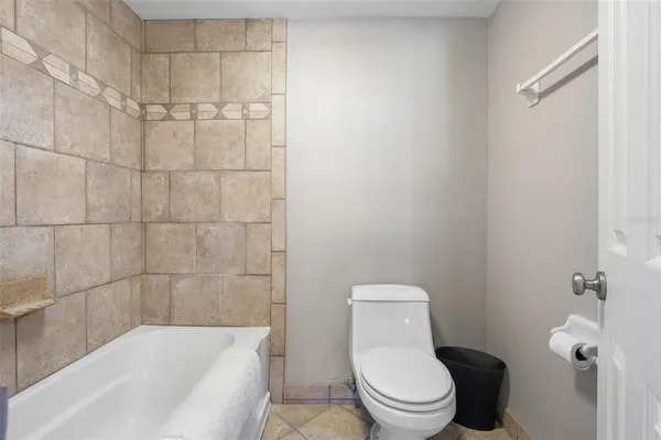 $360,000 | 100 Pierce Street, Unit 210, Clearwater, FL 33756