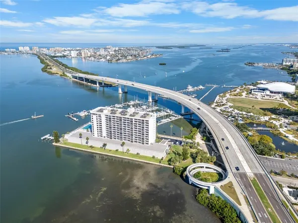 $360,000 | 100 Pierce Street, Unit 210, Clearwater, FL 33756