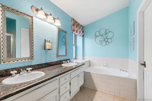 $1,249,000 | 13794 Stoney Gate Place, San Diego, CA 92128