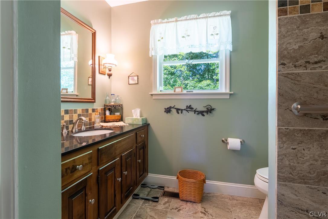 3742 Wilhelm Road Hellertown, PA 18055 - Photo 12 of 29 Gallery Image 12