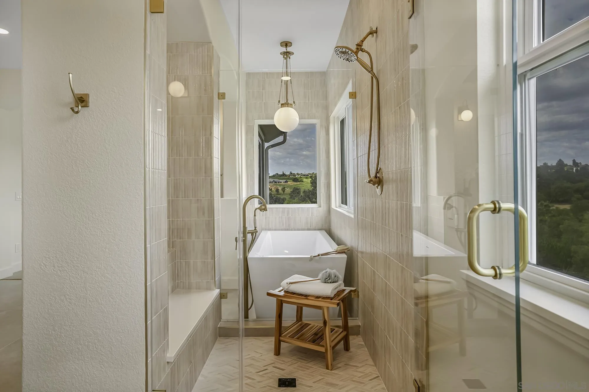 3737 Keri Way Fallbrook, CA 92028 - Photo 19 of 43 a bathroom with a shower
