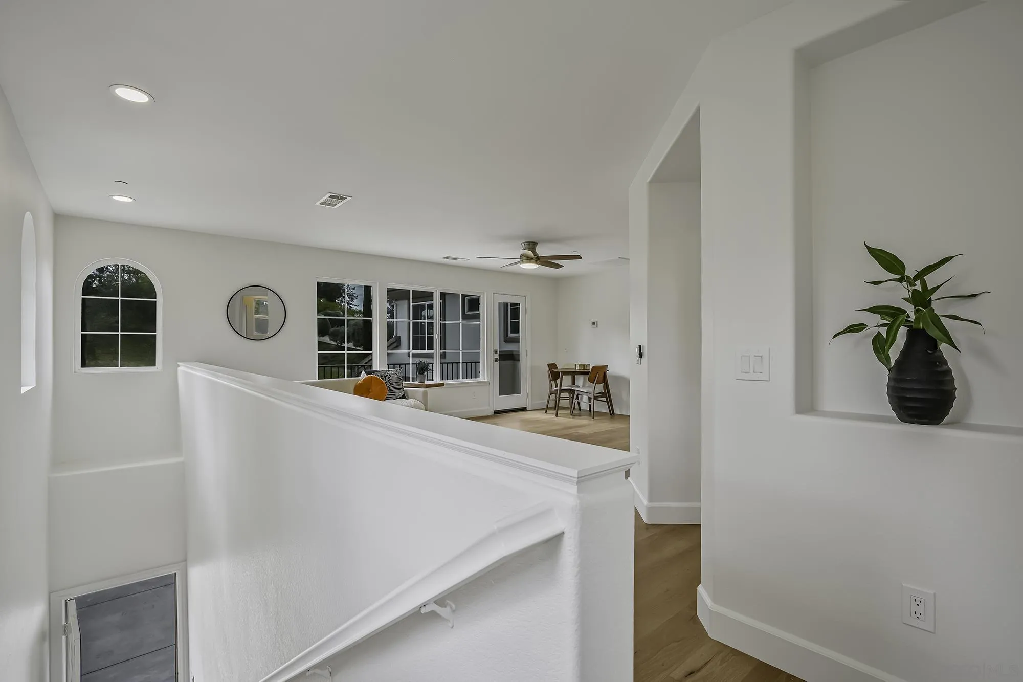 3737 Keri Way Fallbrook, CA 92028 - Photo 35 of 43 a very nice looking room with a large window