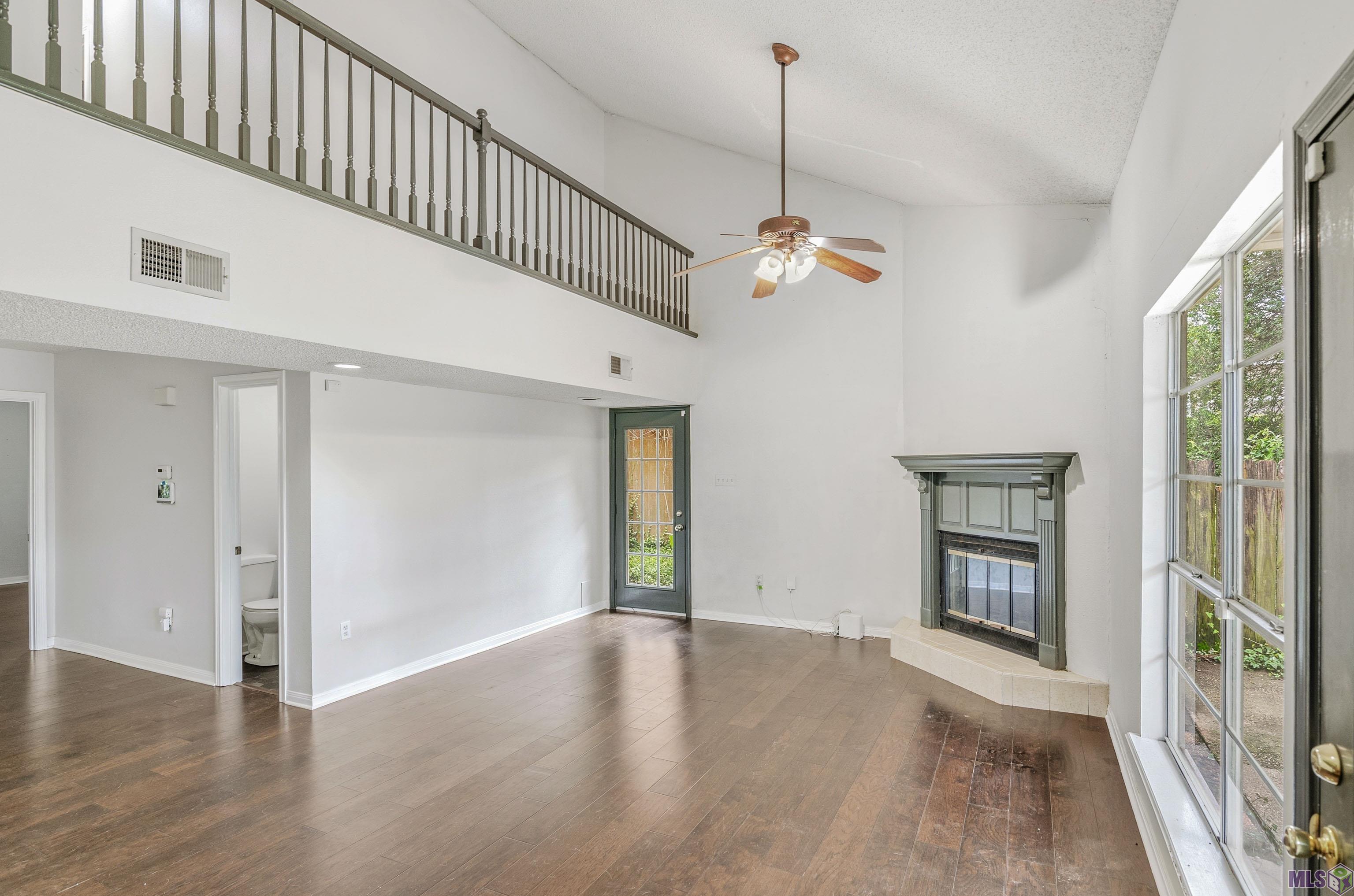 1881 Stonegate Court Baton Rouge, LA 70815 - Photo 3 of 19
