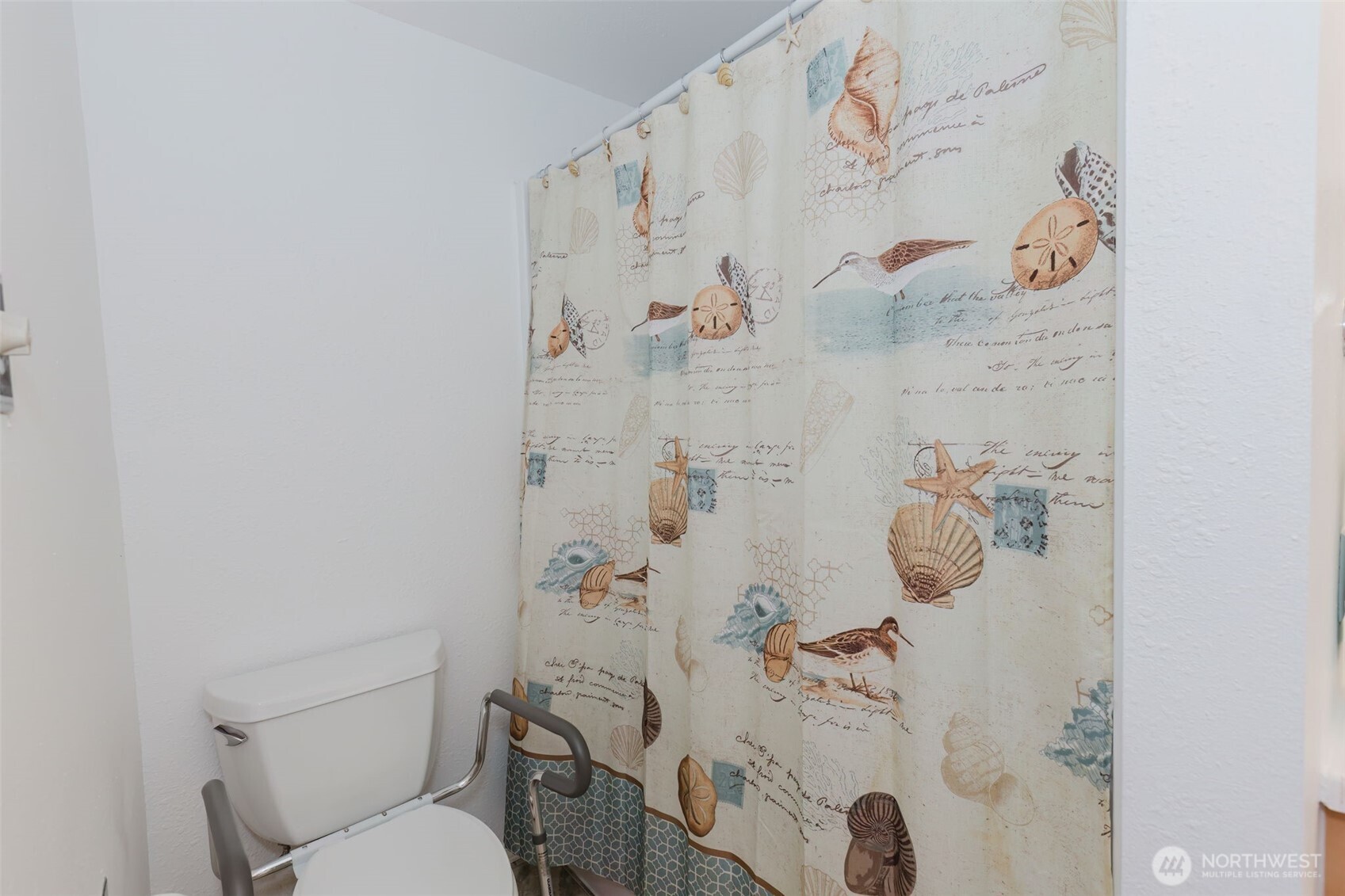 3570 Narrows View Lane Northeast, Unit 104 Bremerton, WA 98310 - Photo 15 of 24