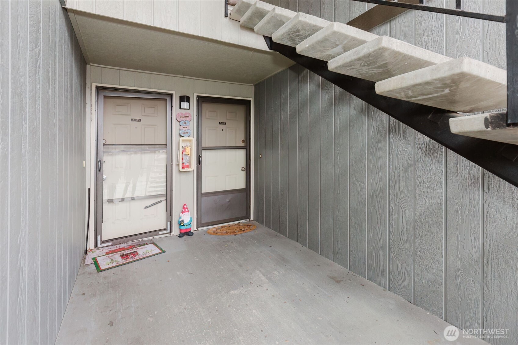 3570 Narrows View Lane Northeast, Unit 104 Bremerton, WA 98310 - Photo 4 of 24