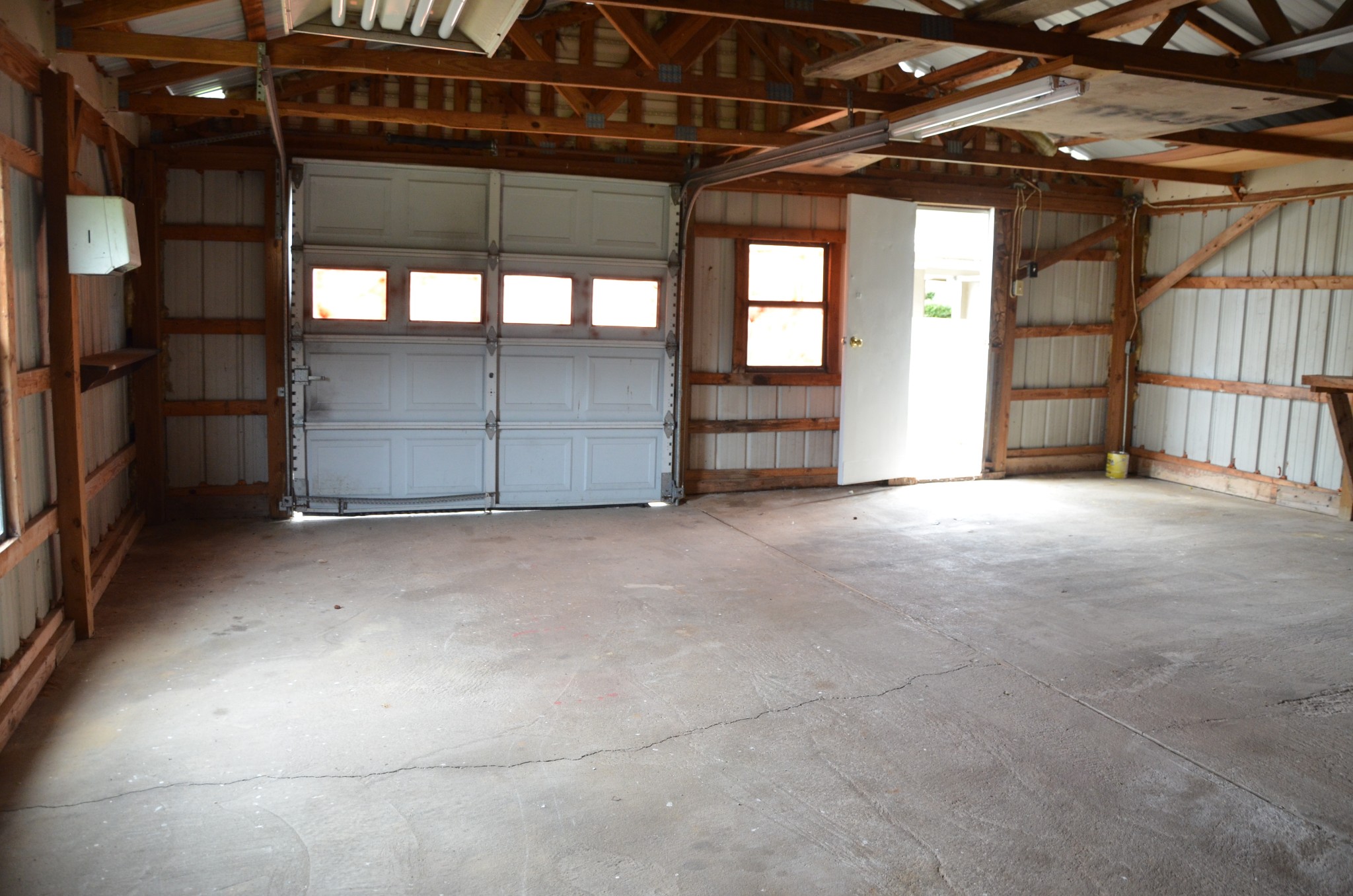 2742 Sherrilltown Road Watertown, TN 37184 - Photo 21 of 30 a view of a garage