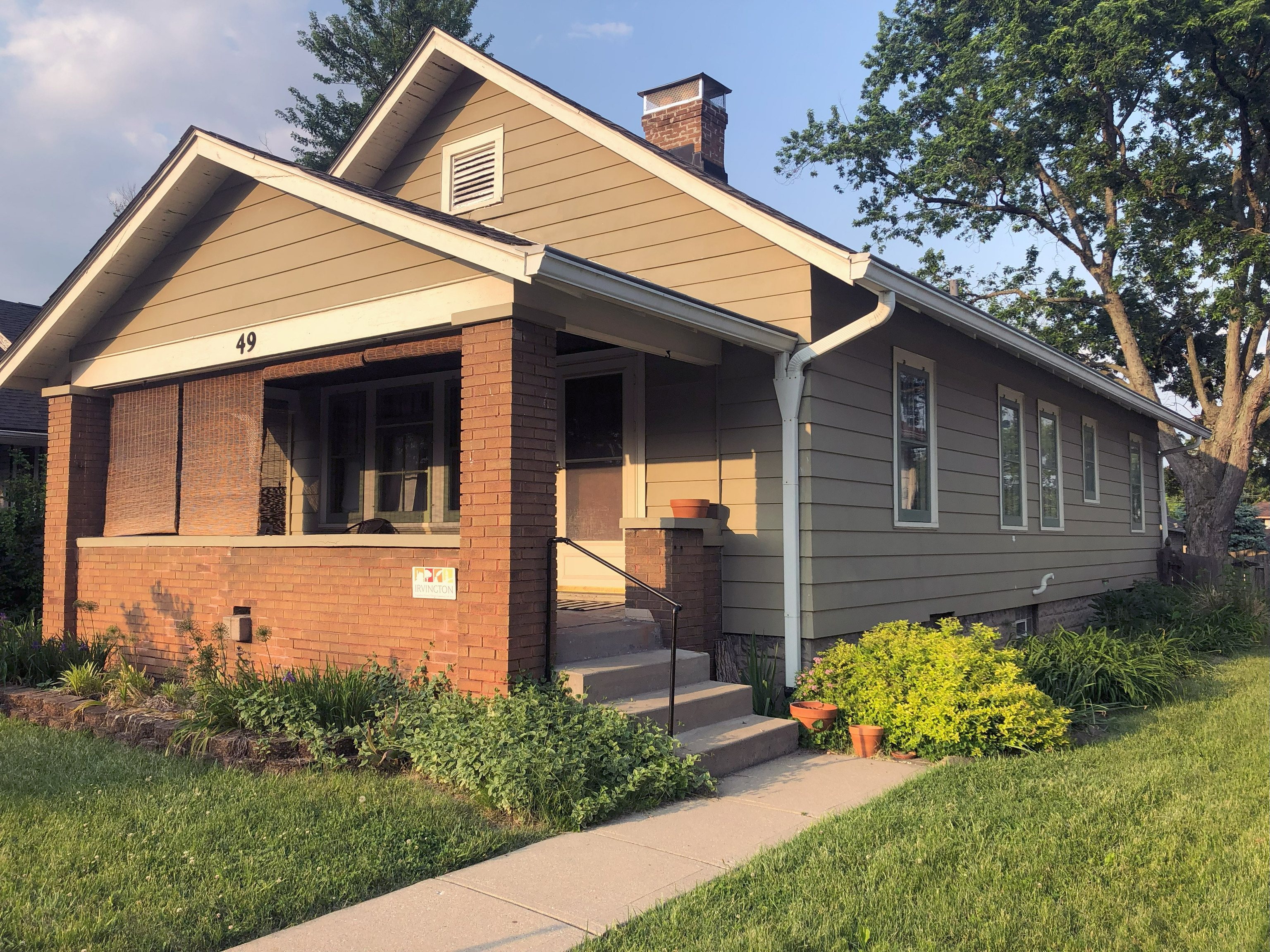 49 North Ridgeview Drive Indianapolis, IN 46219 - Photo 1 of 3 Gallery Image 1