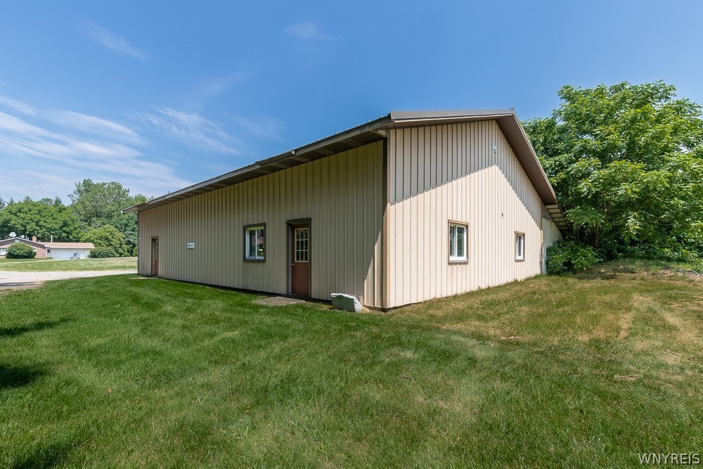 6419 Lake Road Newfane, NY 14008 - Photo 16 of 32
