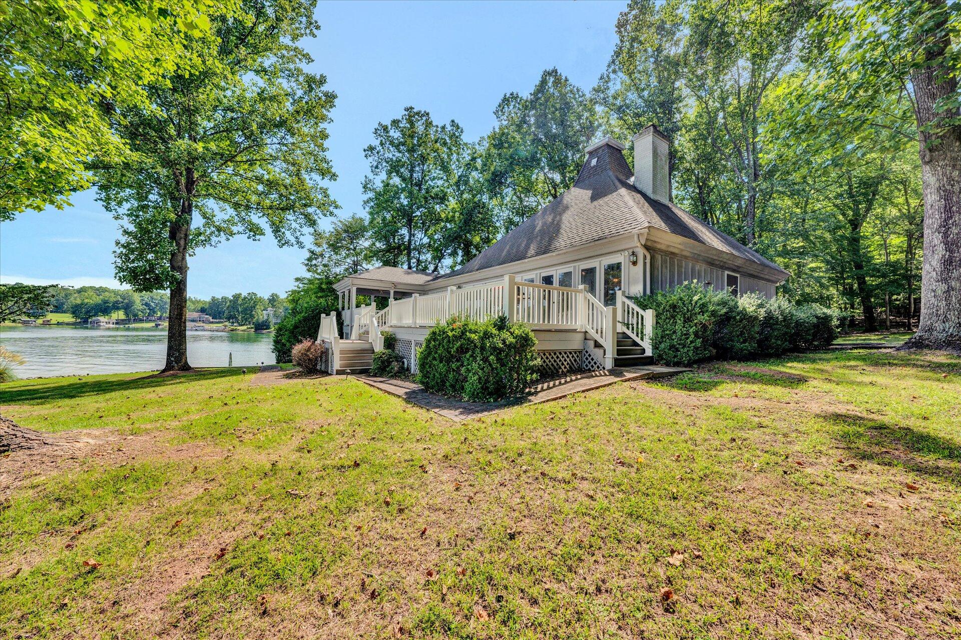 6100 Smith Mountain Road Penhook, VA 24137 - Photo 54 of 66 54-DSC00283