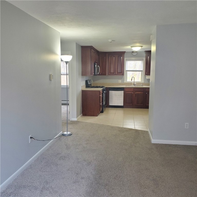 113 New River Road, Unit 6 Lincoln, RI 02838 - Photo 4 of 11 Gallery Image 4