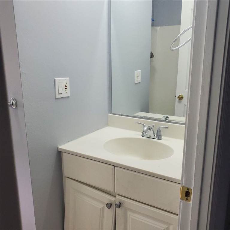 113 New River Road, Unit 6 Lincoln, RI 02838 - Photo 9 of 11 Gallery Image 9