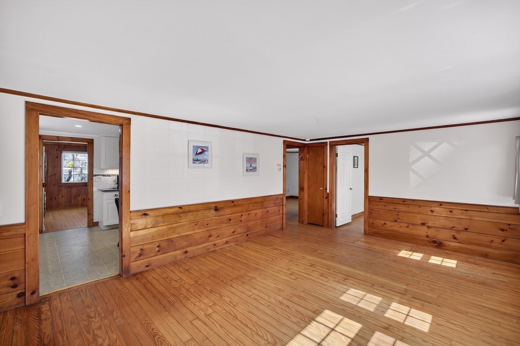 9 Mayflower Road Yarmouth, MA 02673 - Photo 14 of 25 Gallery Image 14