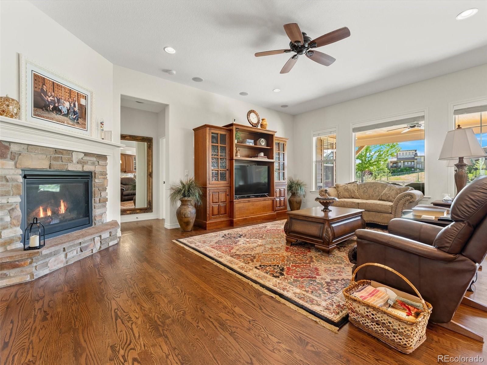 312 Basilwood Way Highlands Ranch, CO 80126 - Photo 12 of 39