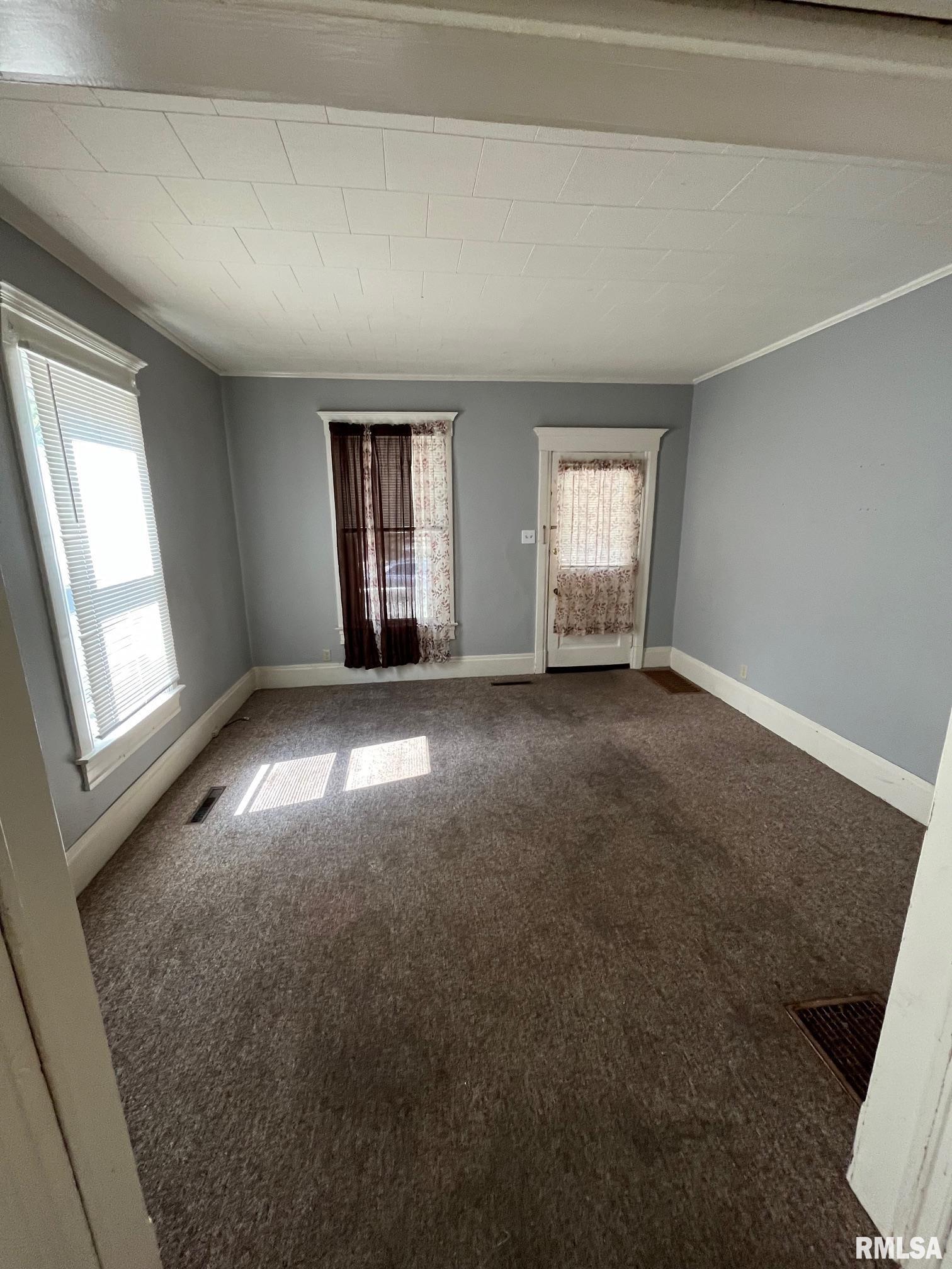1038 North 1st Street Springfield, IL 62702 - Photo 10 of 15 Gallery Image 10