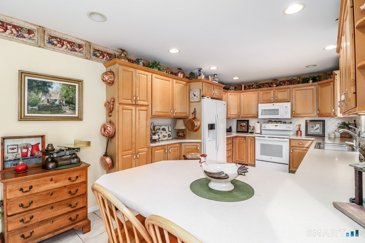 139 Candlewood Mountain Road New Milford, CT 06776 - Photo 14 of 40