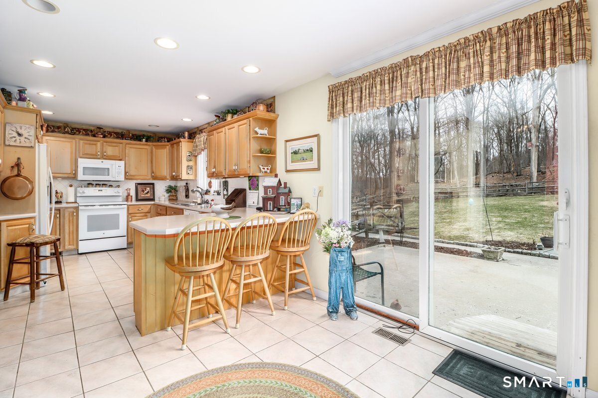 139 Candlewood Mountain Road New Milford, CT 06776 - Photo 16 of 40