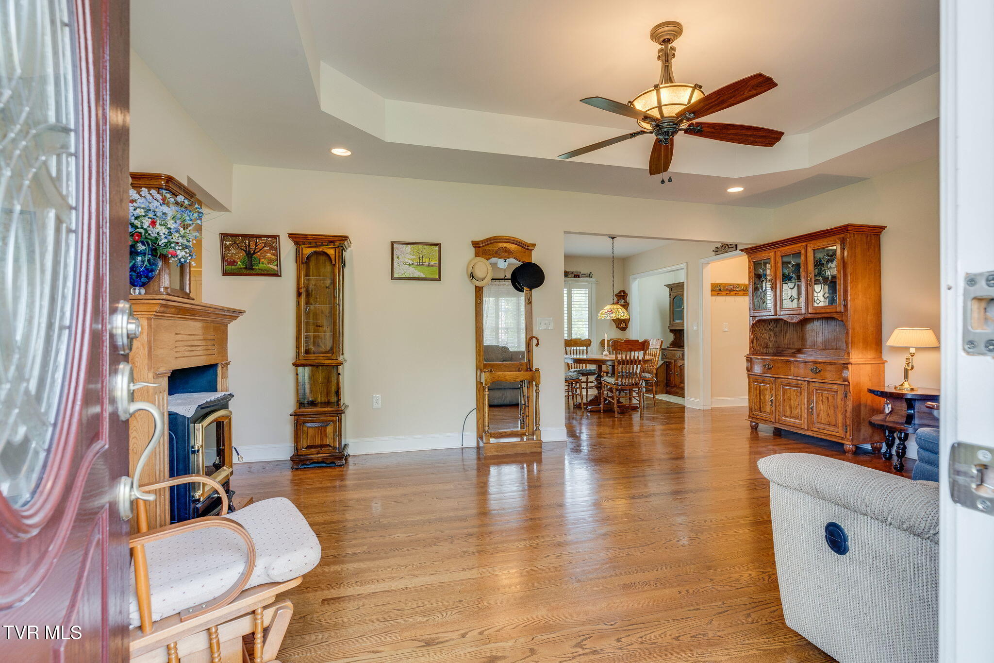 4653 Old Stage Road Kingsport, TN 37664 - Photo 5 of 35 004