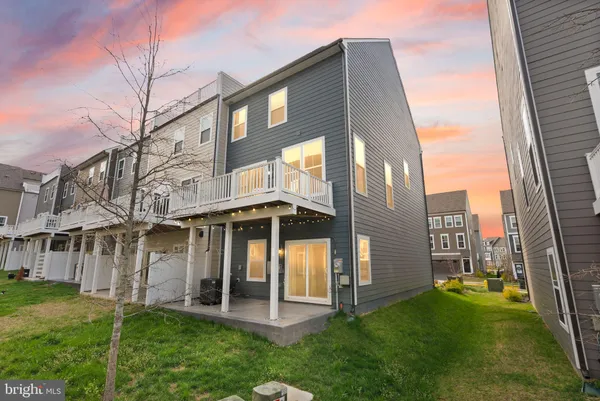 $625,000 | 1719 Beech Leaf Street, Dumfries, VA 22026