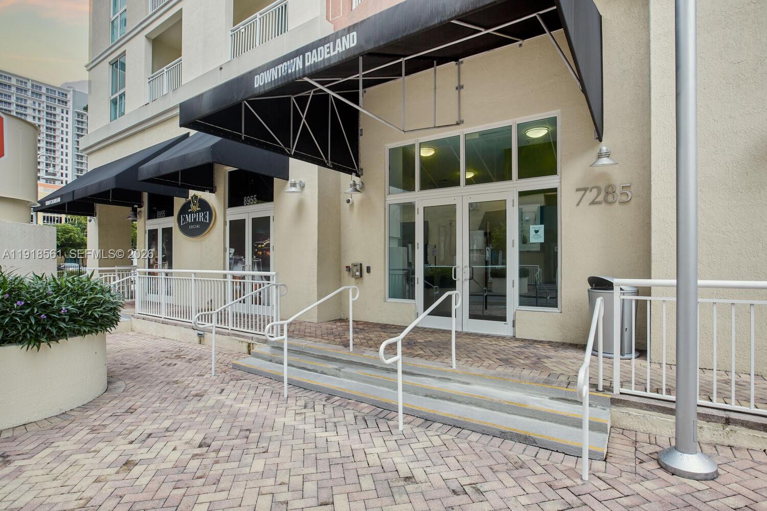 7285 Southwest 90th Street, Unit D613 Miami, FL 33156 - Photo 20 of 20