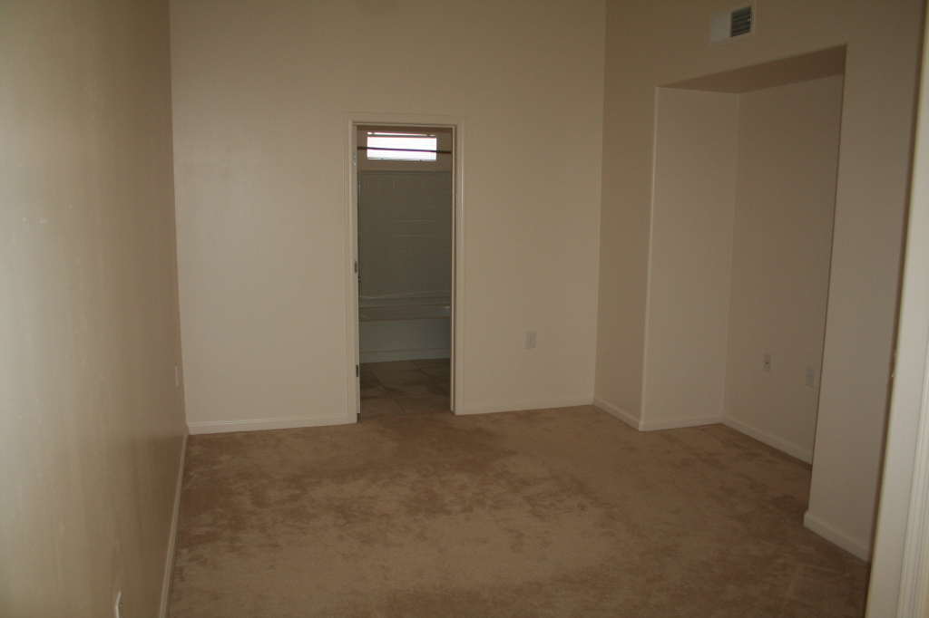 1920 East Bell Road, Unit 1098 Phoenix, AZ 85022 - Photo 5 of 8 Bedroom