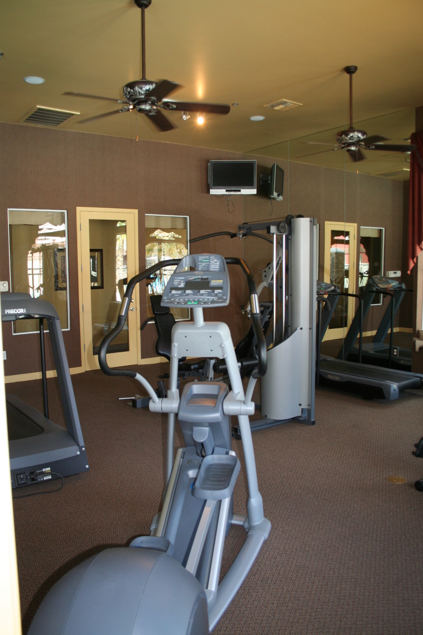 1920 East Bell Road, Unit 1098 Phoenix, AZ 85022 - Photo 6 of 8 Fitness Center