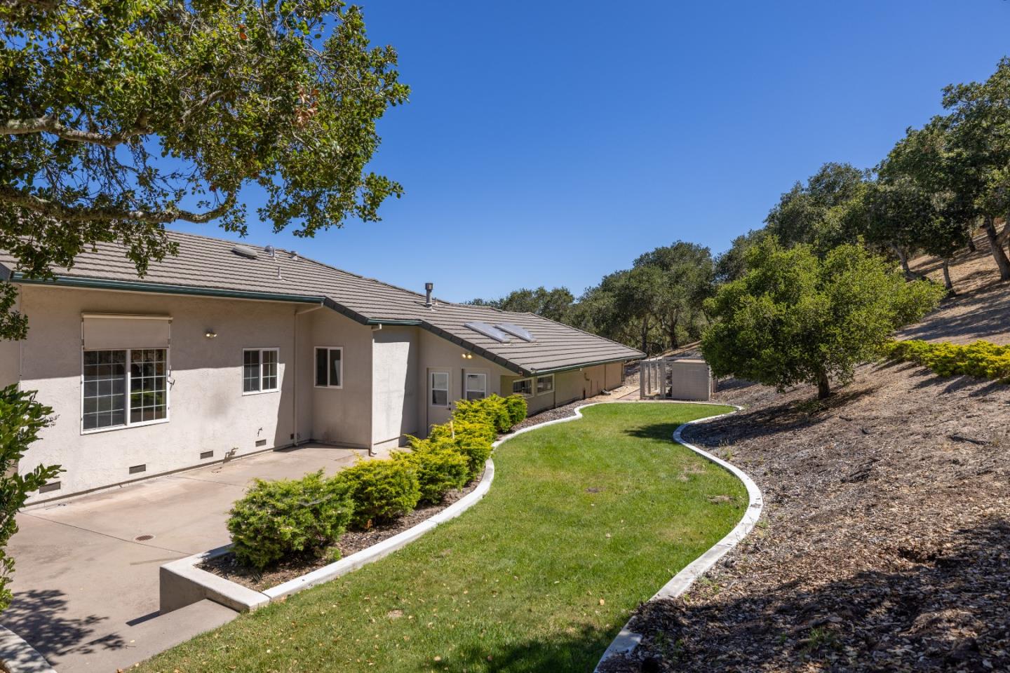 28951 Falcon Ridge Road Salinas, CA 93908 - Photo 63 of 103 Gallery Image 63