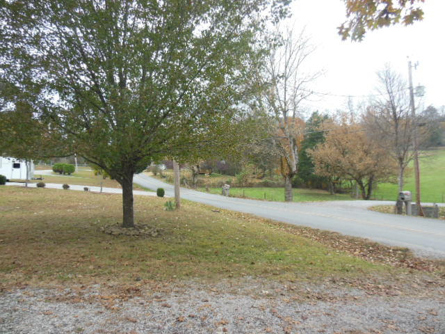 728 Possum Valley Road Maynardville, TN 37807 - Photo 2 of 6 DSCN7388