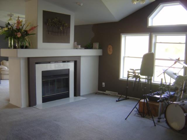 1265 Palms Road Columbus, MI 48063 - Photo 5 of 15 31073769-4.JPG