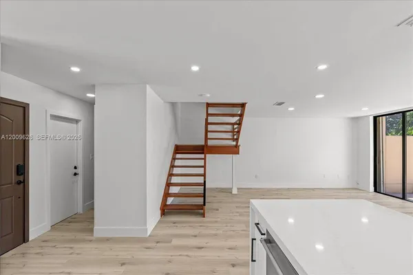 $4,300 | 3737 Alcantara Avenue, Unit D81, Doral, FL 33178