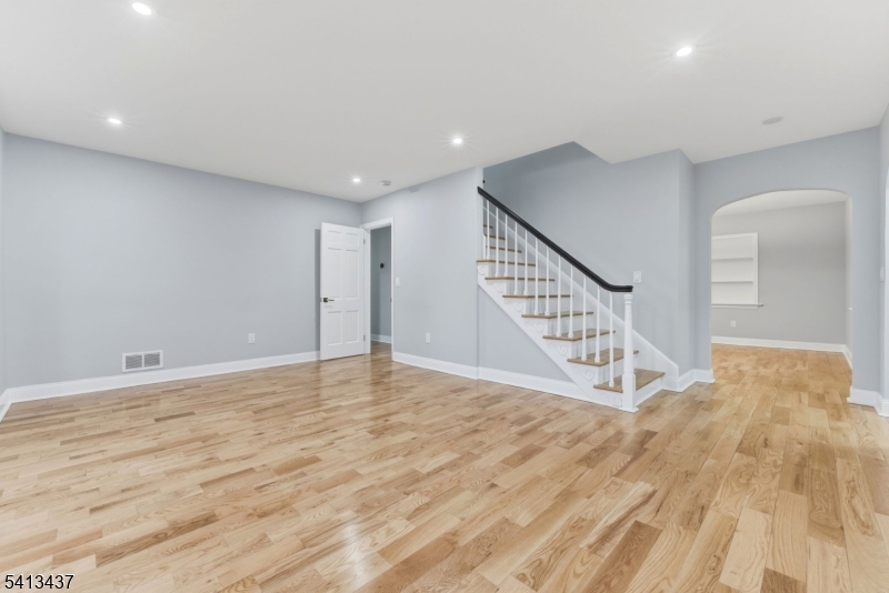 1821 Belvidere Road Phillipsburg, NJ 08865 - Photo 13 of 37