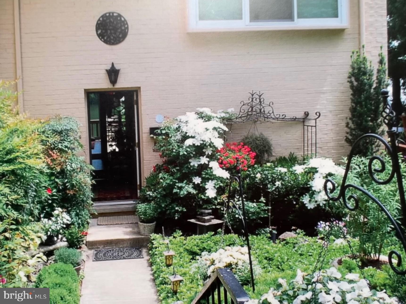 11414 Waterview Cluster Reston, VA 20190 - Photo 11 of 14