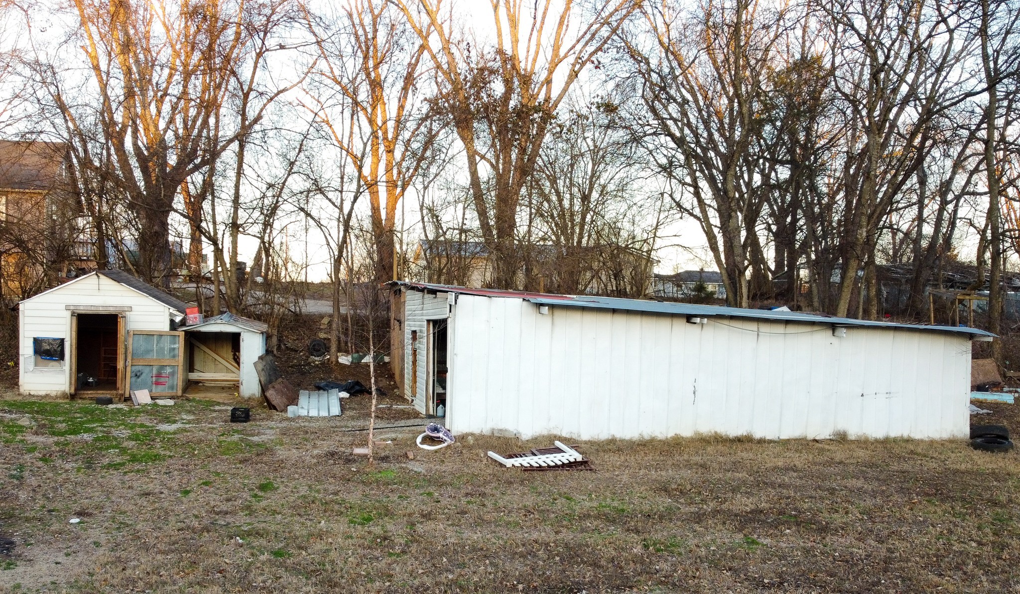 209 Old Morrison Road McMinnville, TN 37110 - Photo 5 of 12 a backyard of a house with lots of green space