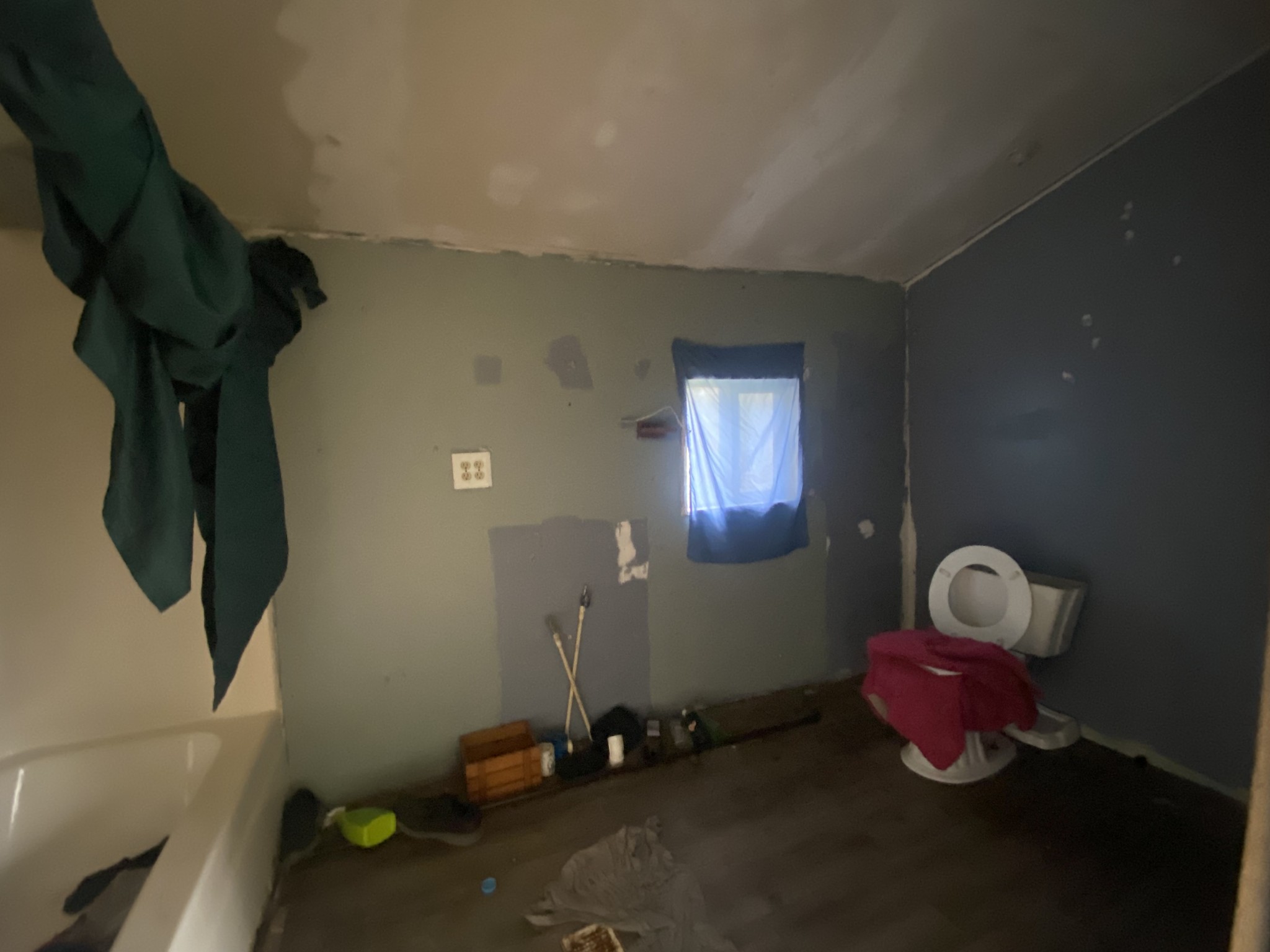 209 Old Morrison Road McMinnville, TN 37110 - Photo 6 of 12 a room with gym equipment