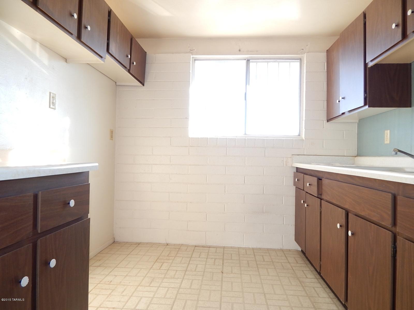 210 West Bilby Road Tucson, AZ 85706 - Photo 5 of 14 Gallery Image 5