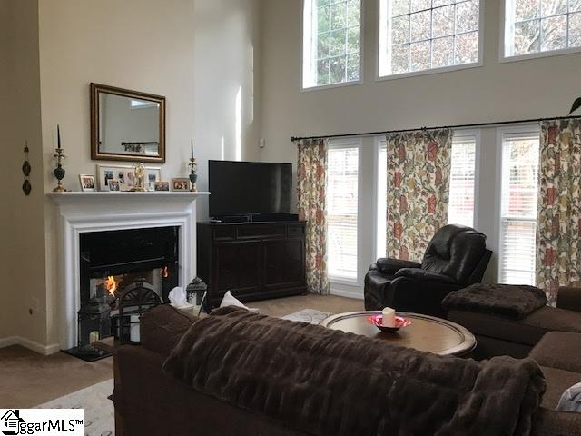 14 Springleaf Court Simpsonville, SC 29681 - Photo 5 of 25 Gallery Image 5